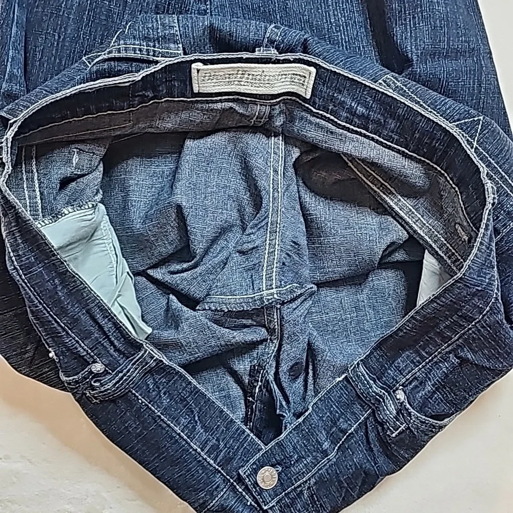 Diesel Industry Denim Division Jeans. Men's Size: Waist 40x32 Inseam.